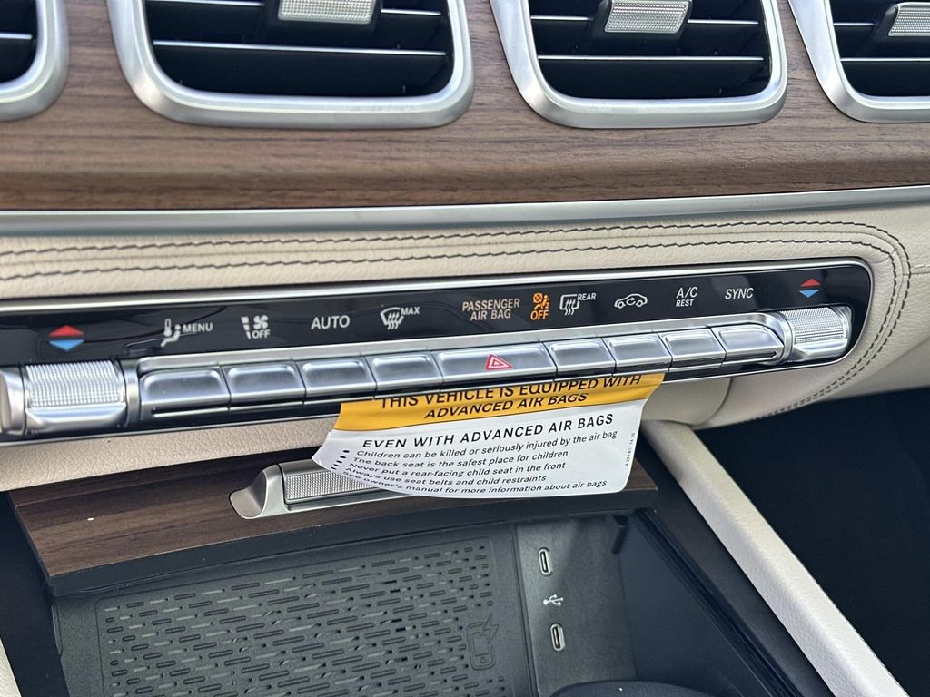 Thumbnail: 2026 Mercedes-Benz GLS - 12