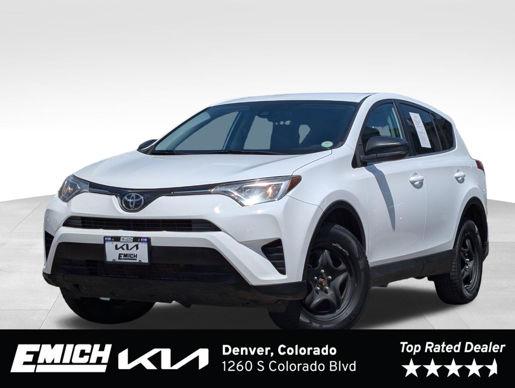 2017 Toyota RAV4 LE AWD's photo