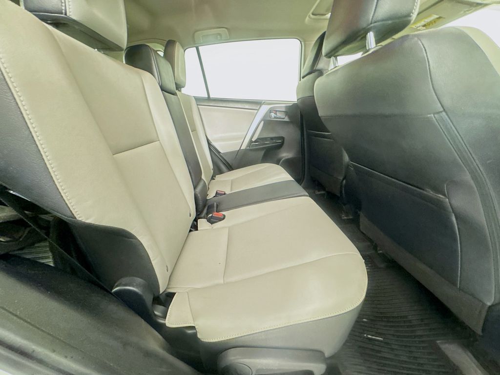 Used Car 2018 Toyota Rav4  For Sale Under $25,000 In Austin, Texas