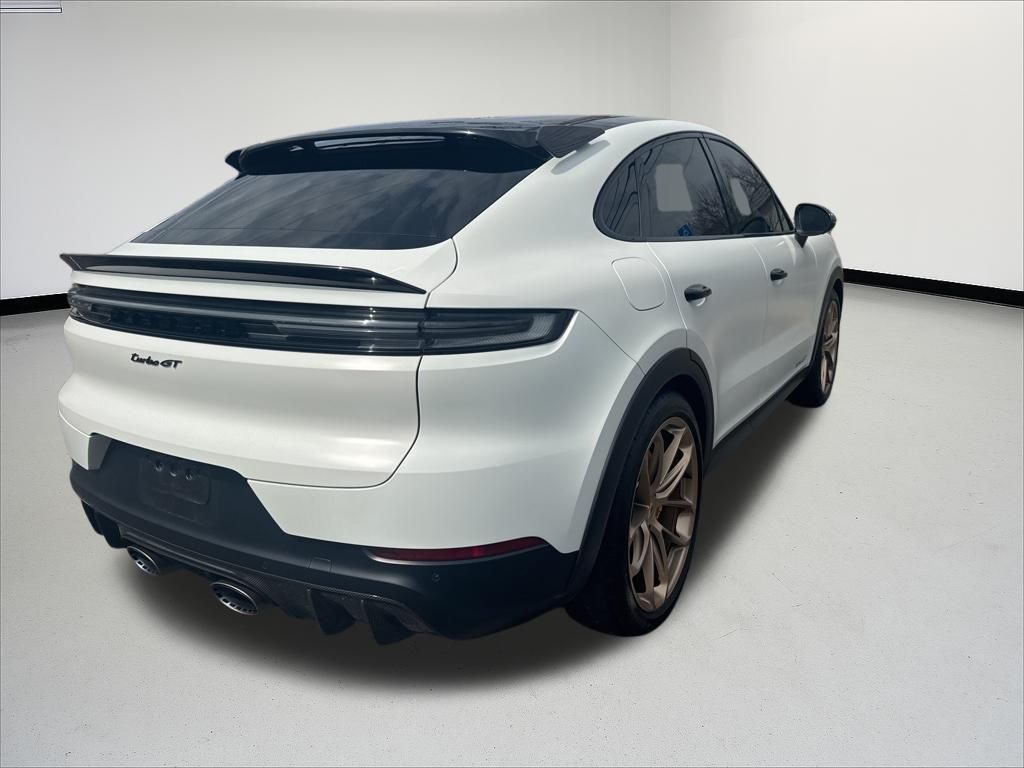 Thumbnail: 2024 Porsche  - 3