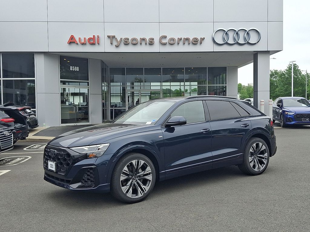 Thumbnail: 2026 Audi Q8 - 1