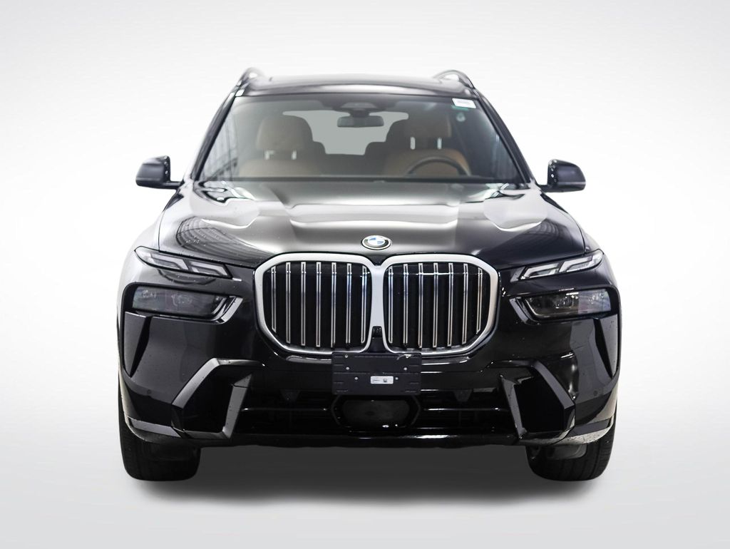 Thumbnail: 2026 BMW X7 - 8