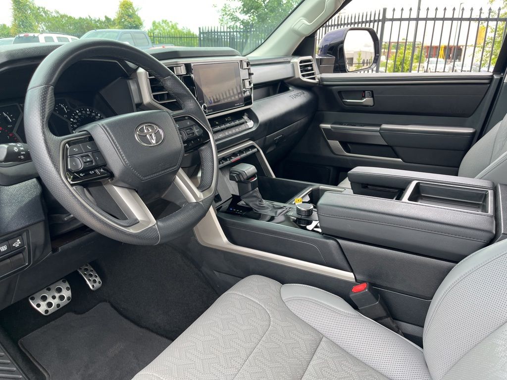Thumbnail: 2023 Toyota Tundra - 19