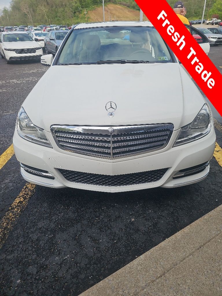 Diamond White Metallic 2013 Mercedes-Benz C-Class C 300 Sedan 4MATIC Sedan 7-Speed Automatic