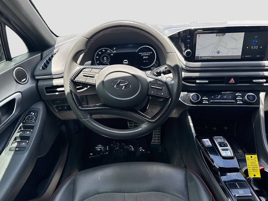 Used 2022 Black Hyundai SEL Plus image 23