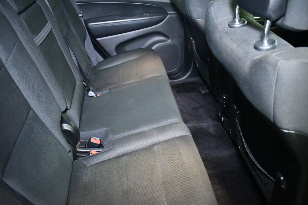 Thumbnail: 2016 Jeep Grand Cherokee - 28