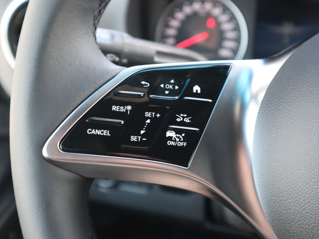 Thumbnail: 2025 Mercedes-Benz Sprinter - 12