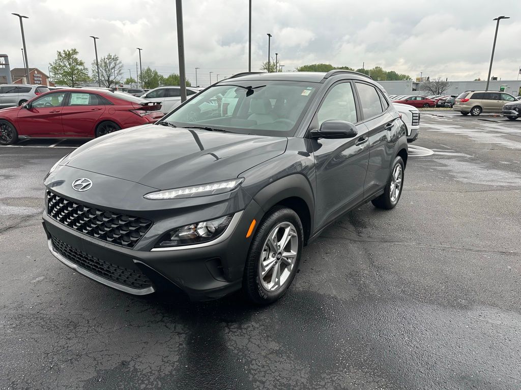 Used 2023 GRAY Hyundai SEL image 4