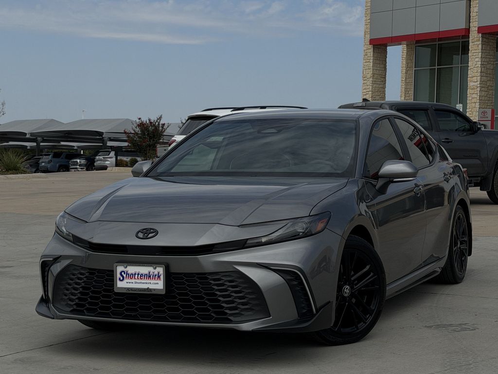 Used 2025 Toyota Camry SE