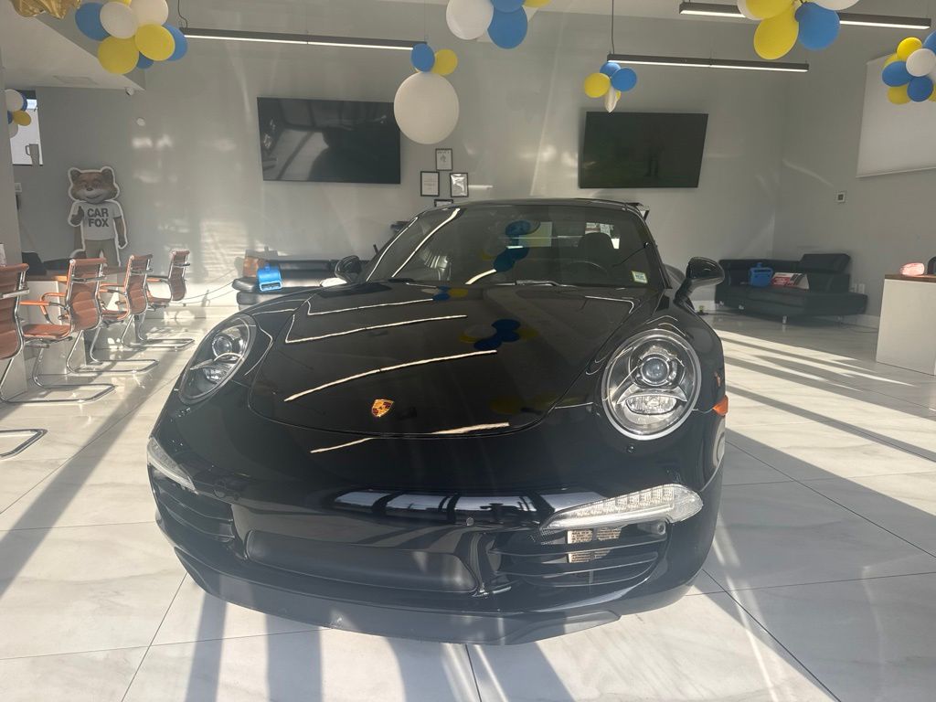 Black 2015 Porsche 911 Coupe Rear-Wheel Drive 7-Speed Automatic