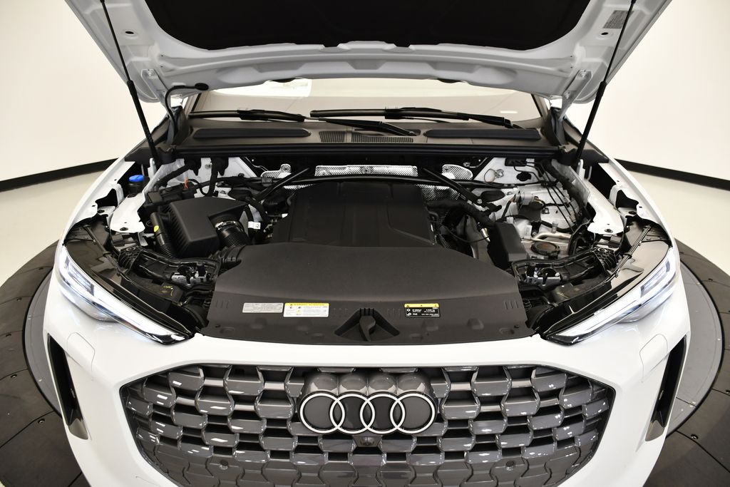 2025 Audi Q5 Premium 12