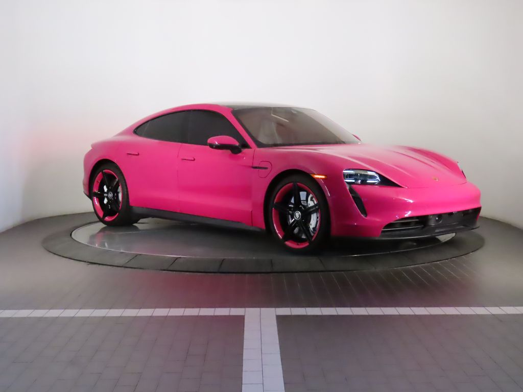 Thumbnail: 2022 Porsche Taycan - 9