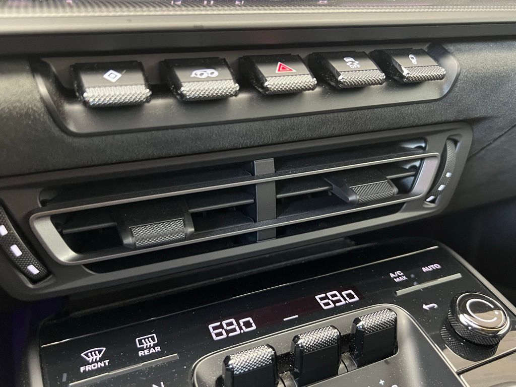 Thumbnail: 2022 Porsche 911 - 12