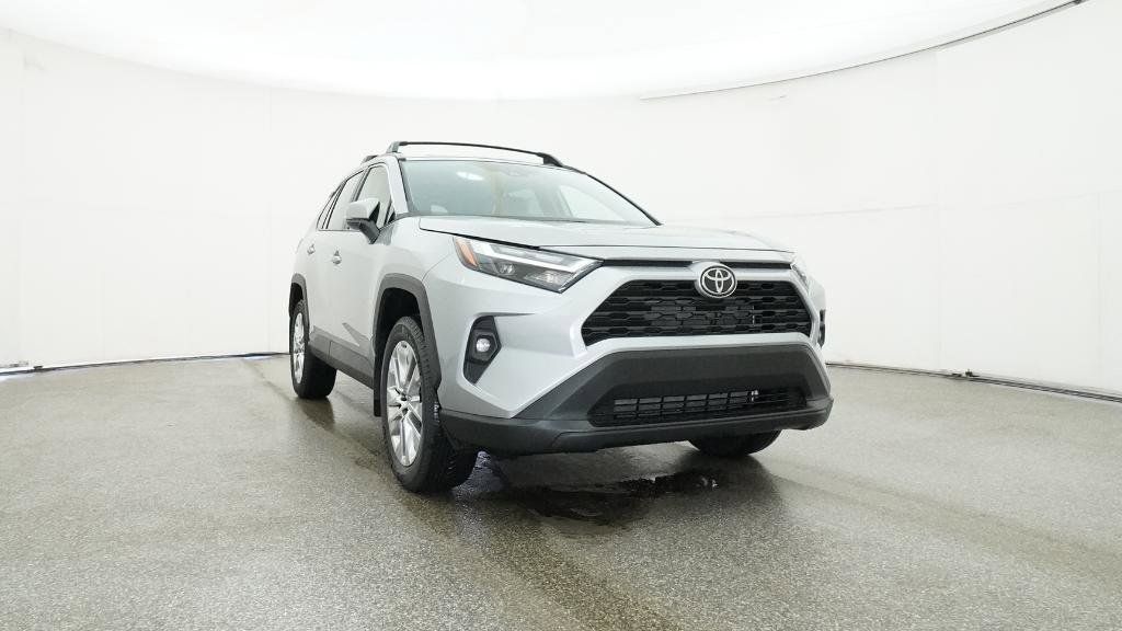 Thumbnail: 2025 Toyota RAV4 - 26