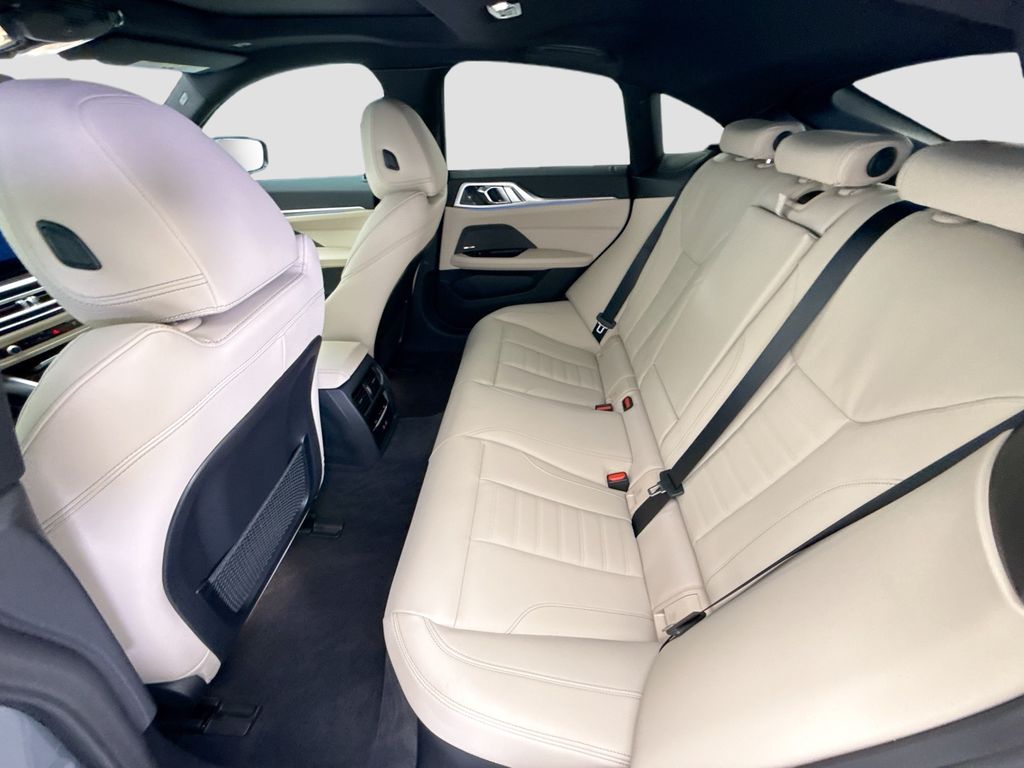 Thumbnail: 2023 BMW i4 - 20