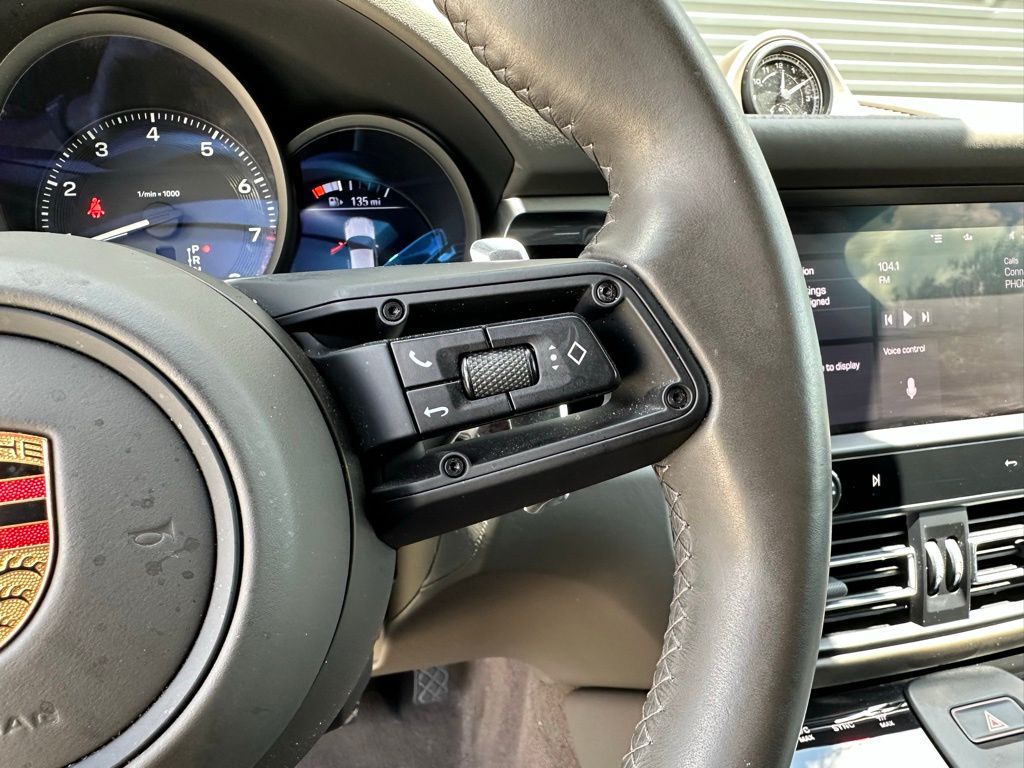 2022 Porsche Macan  18