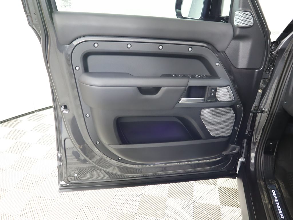 Thumbnail: 2024 Land Rover Defender - 26