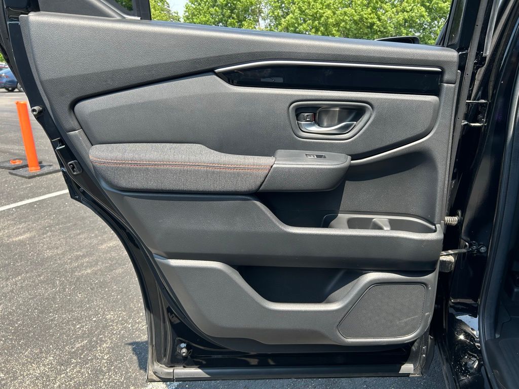 2025 Honda Pilot Sport 19