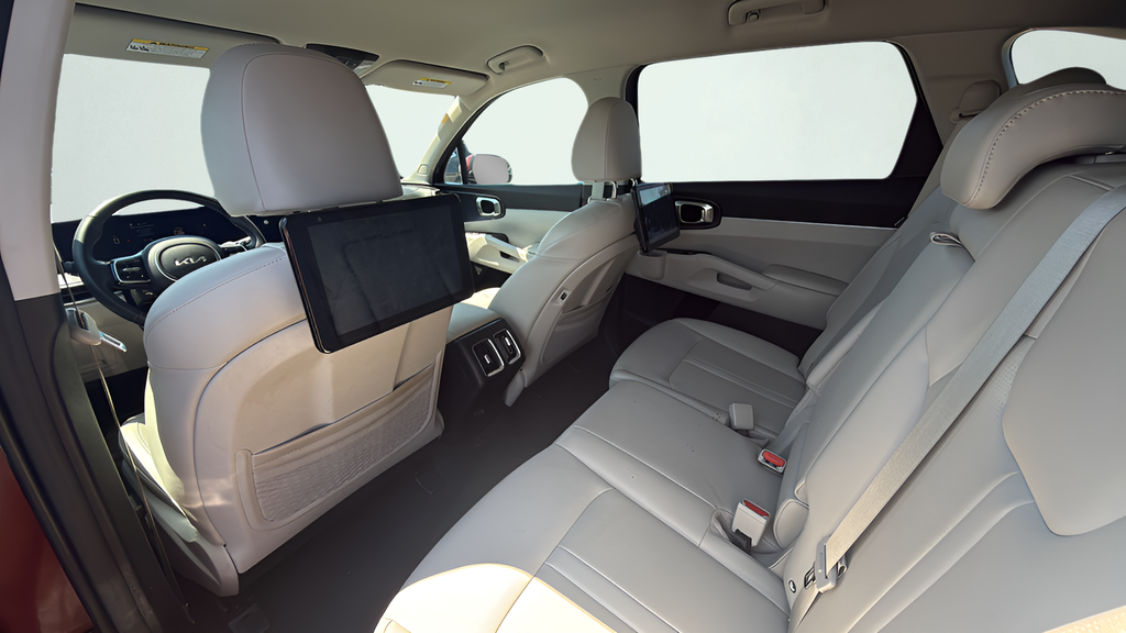 Used 2025 Kia Sorento SUV