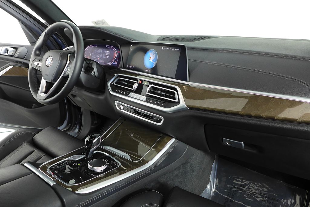 Thumbnail: 2022 BMW X5 - 13