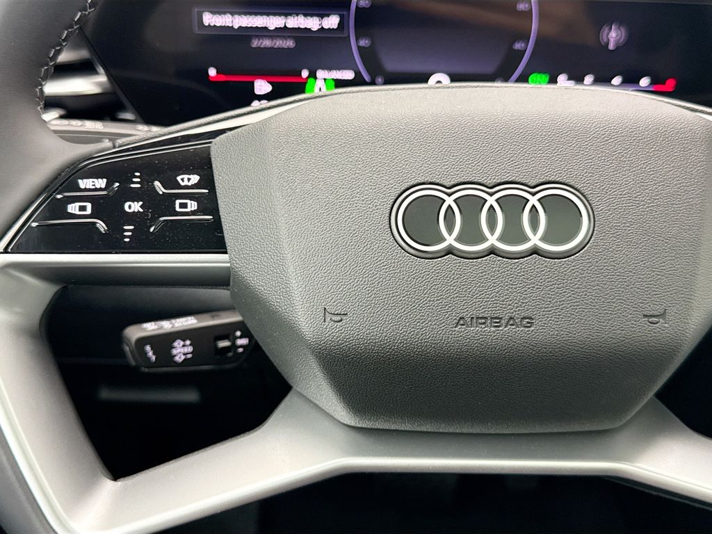 Thumbnail: 2025 Audi Q5 - 11