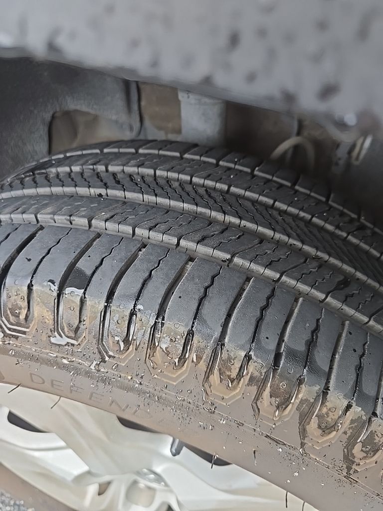 Thumbnail: 2021 Toyota RAV4 - 4