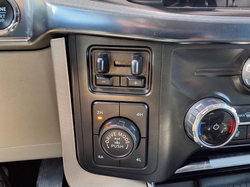 2022 Ford F-150 Limited - 11