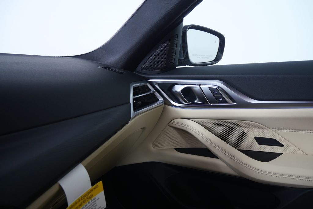 Thumbnail: 2026 BMW i4 - 24