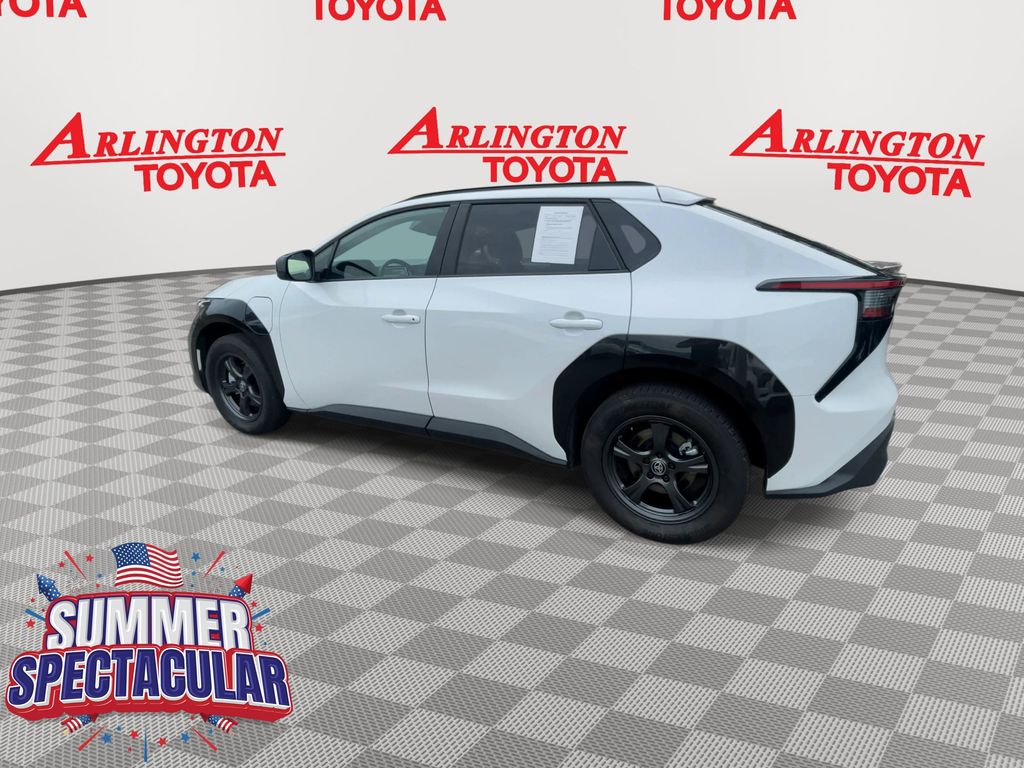 Used 2024 Toyota bZ4X XLE with VIN JTMAAAAA7RA034586 for sale in Jacksonville, FL