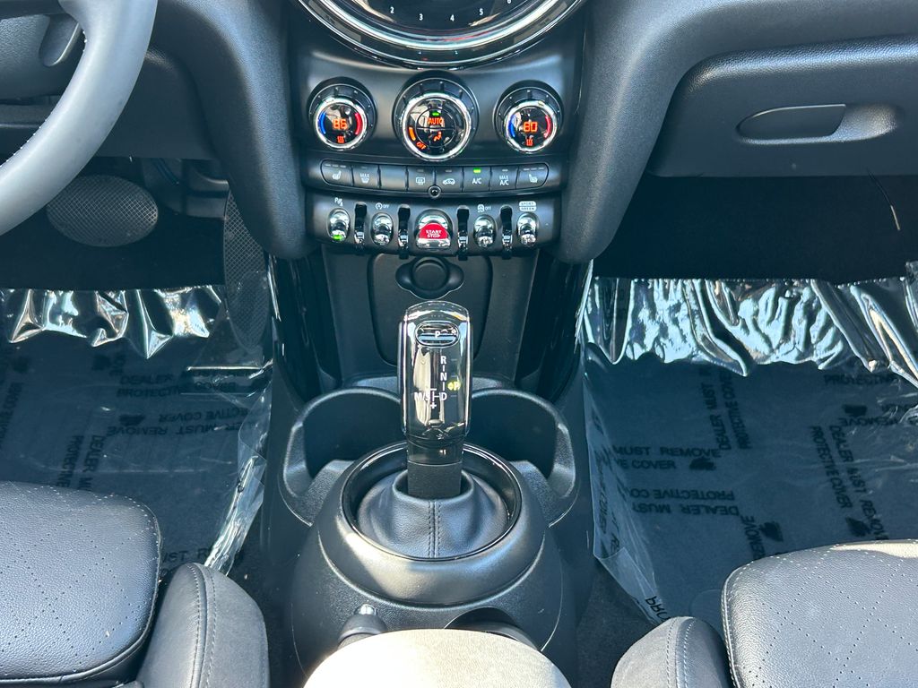 Thumbnail: 2023 MINI Cooper - 26