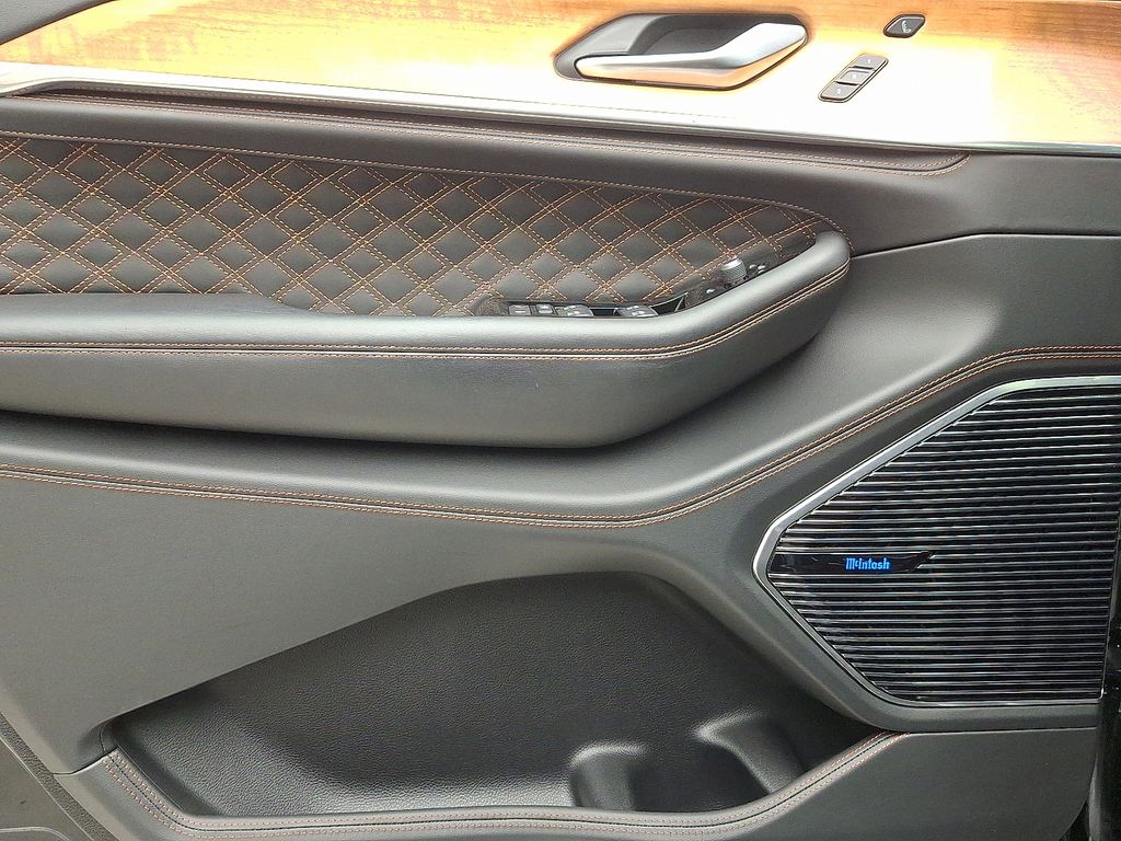 Thumbnail: 2023 Jeep Grand Cherokee - 13