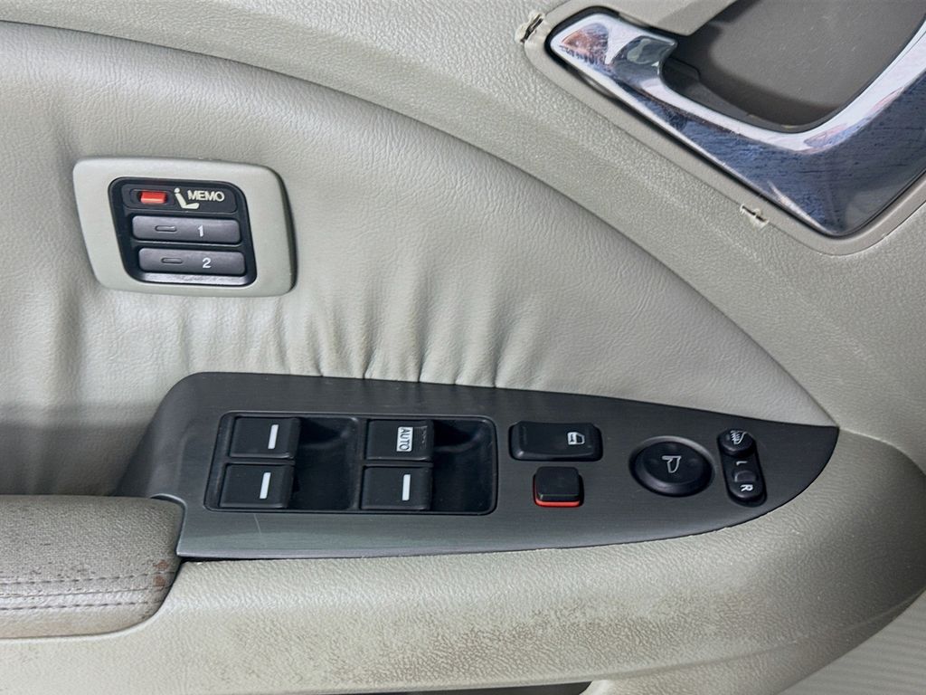 Used Car 2007 Honda Odyssey  Touring For Sale Under $10,000 In Austin, Texas