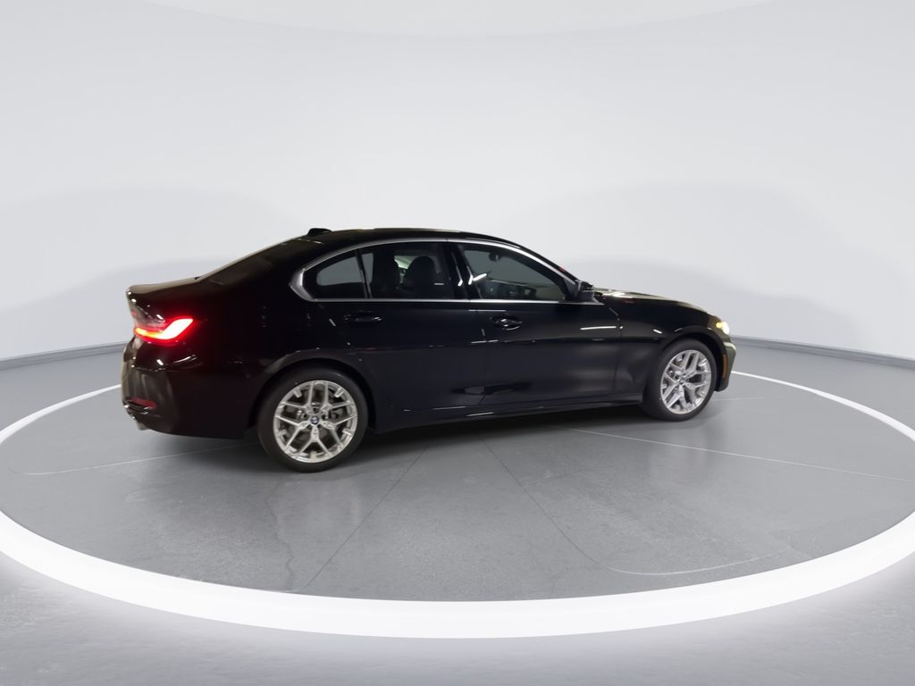 Thumbnail: 2025 BMW 3 Series - 8