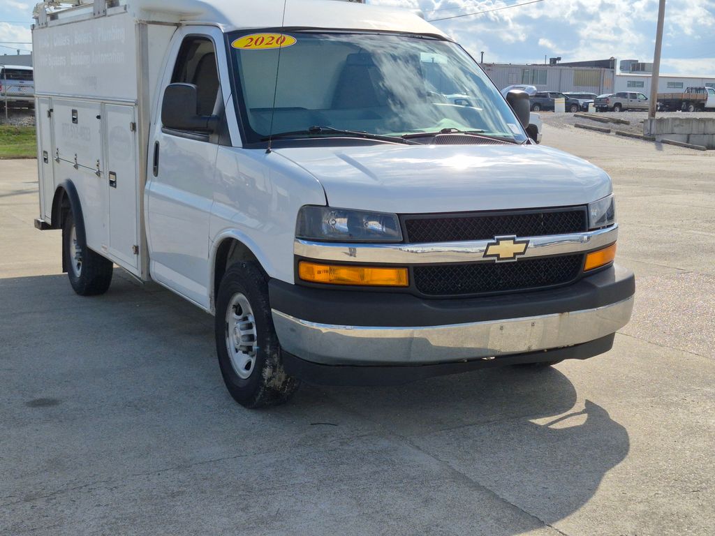 2020 Chevrolet Express Chassis 3500 139 Cutaway RWD