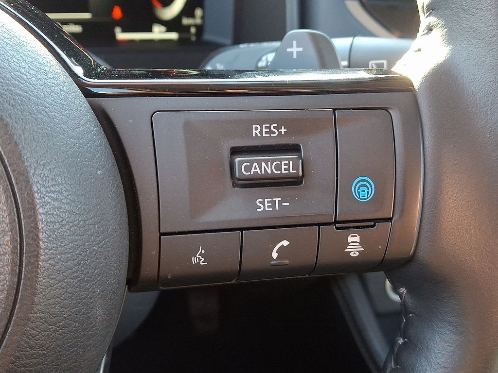 Thumbnail: 2023 Nissan Rogue - 23