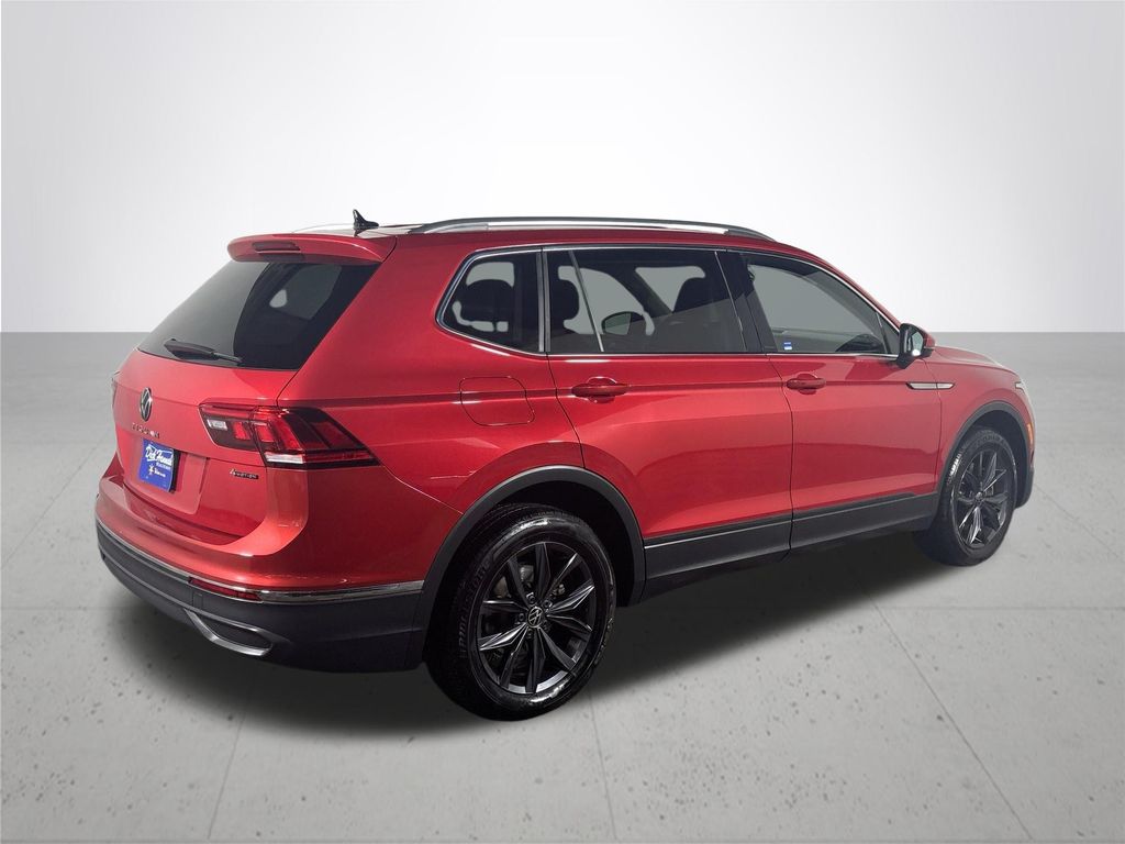 2023 Volkswagen Tiguan 2.0T SE