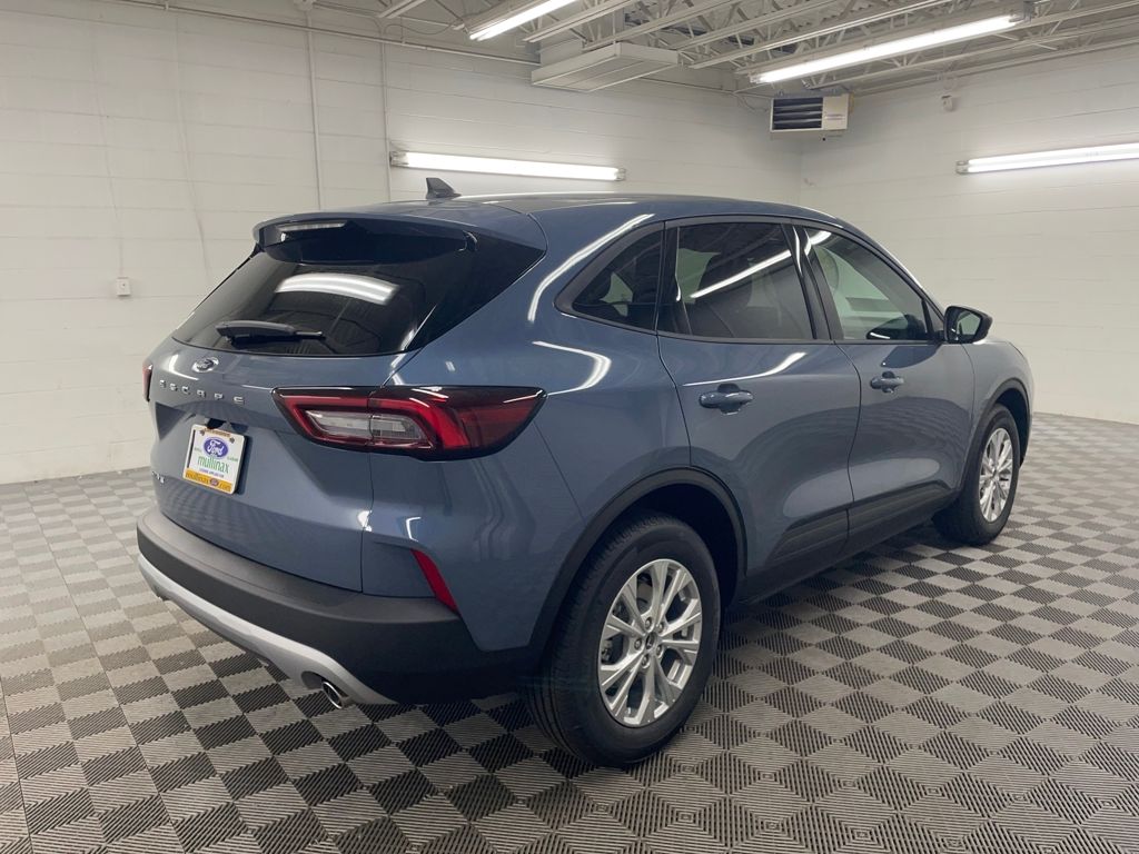 2025 Ford Escape Active photo 3