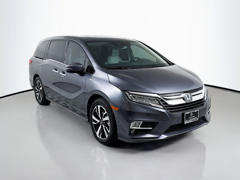 Thumbnail: 2018 Honda Odyssey - 3