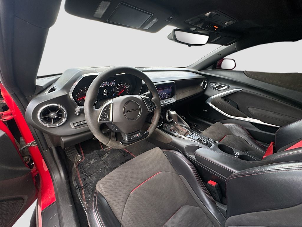 Used 2019 Red Chevrolet ZL1 image 9