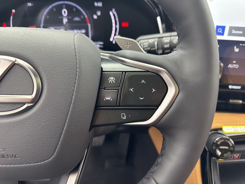 2026 Lexus NX 350 Luxury AWD photo 12