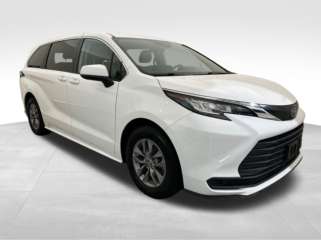 Used 2023 White Toyota LE image 8
