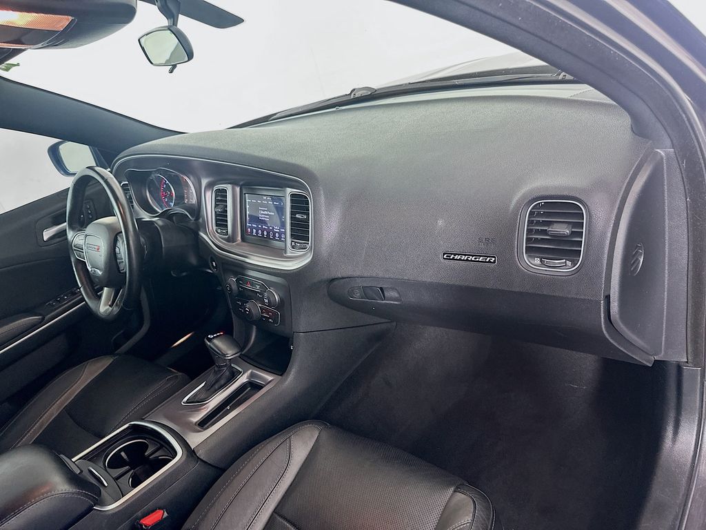 Thumbnail: 2020 Dodge Charger - 28