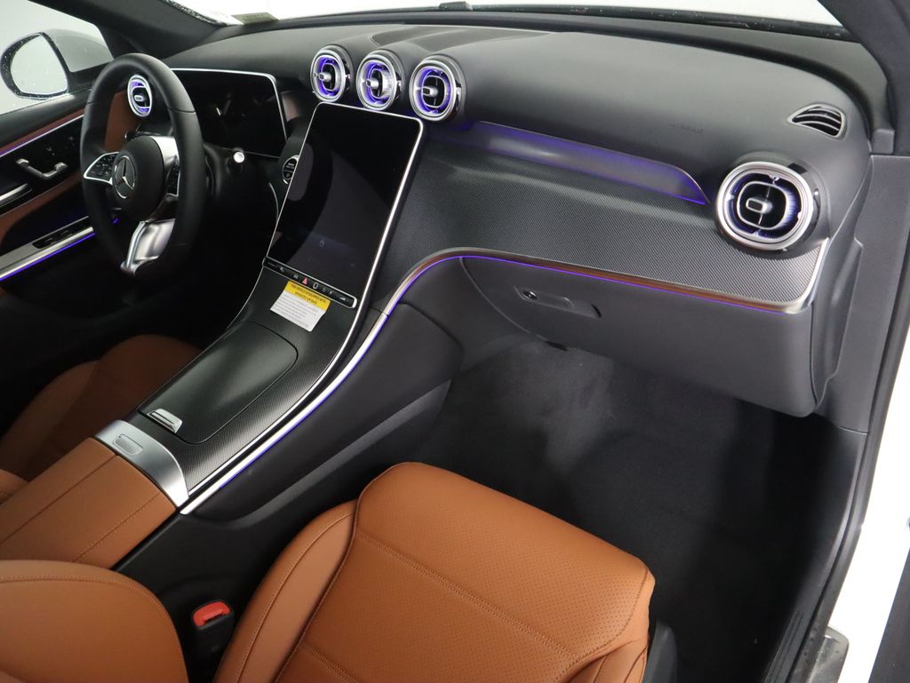 Thumbnail: 2026 Mercedes-Benz GLC - 19