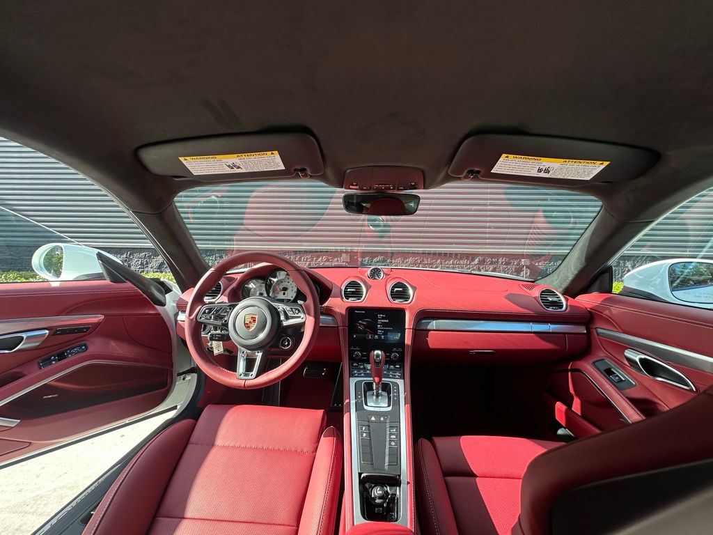 Thumbnail: 2025 Porsche 718 Cayman - 6