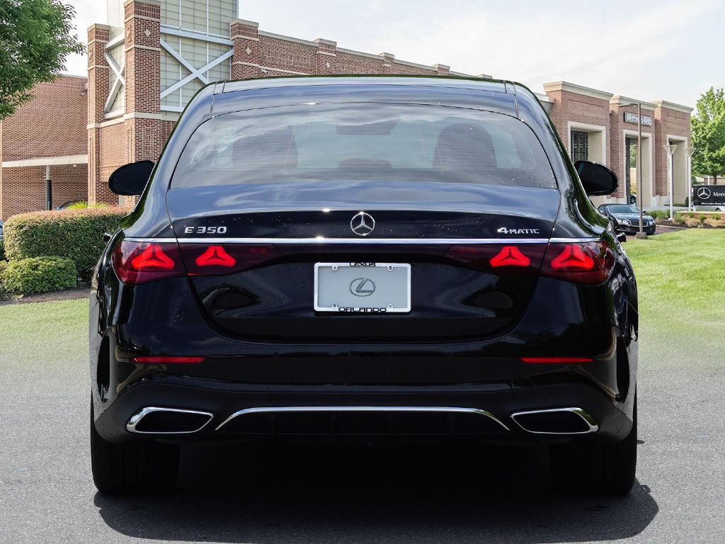 Thumbnail: 2024 Mercedes-Benz E-Class - 5