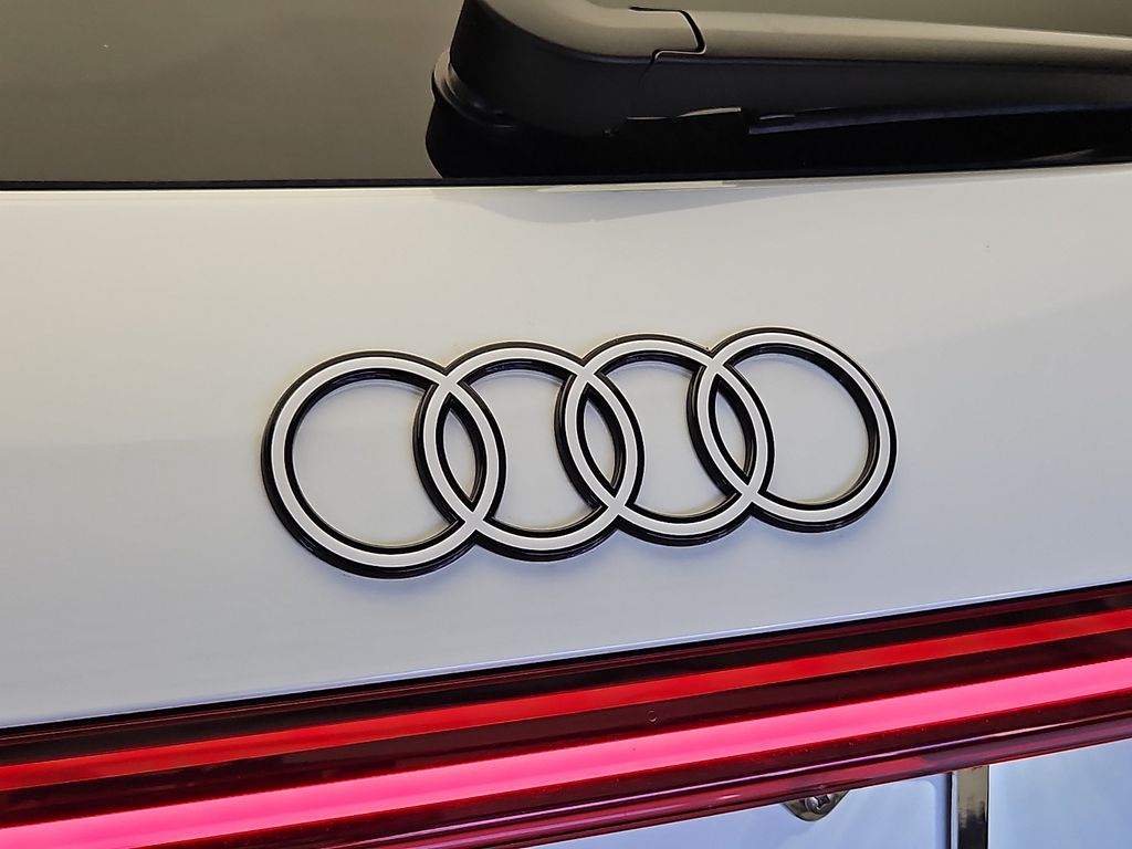 Thumbnail: 2026 Audi Q5 - 18
