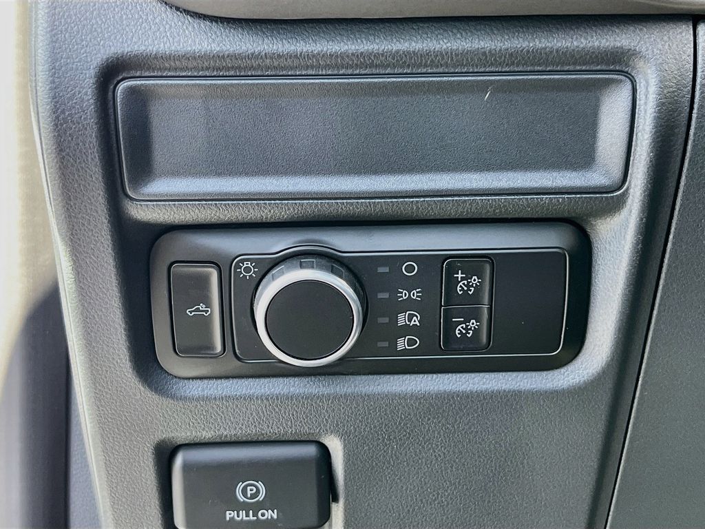 Used 2024 White Ford XL image 10