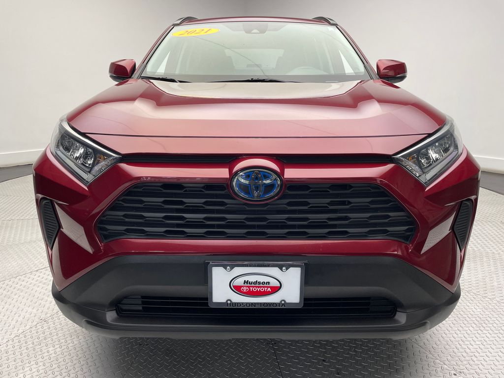 2021 Toyota RAV4 LE 2