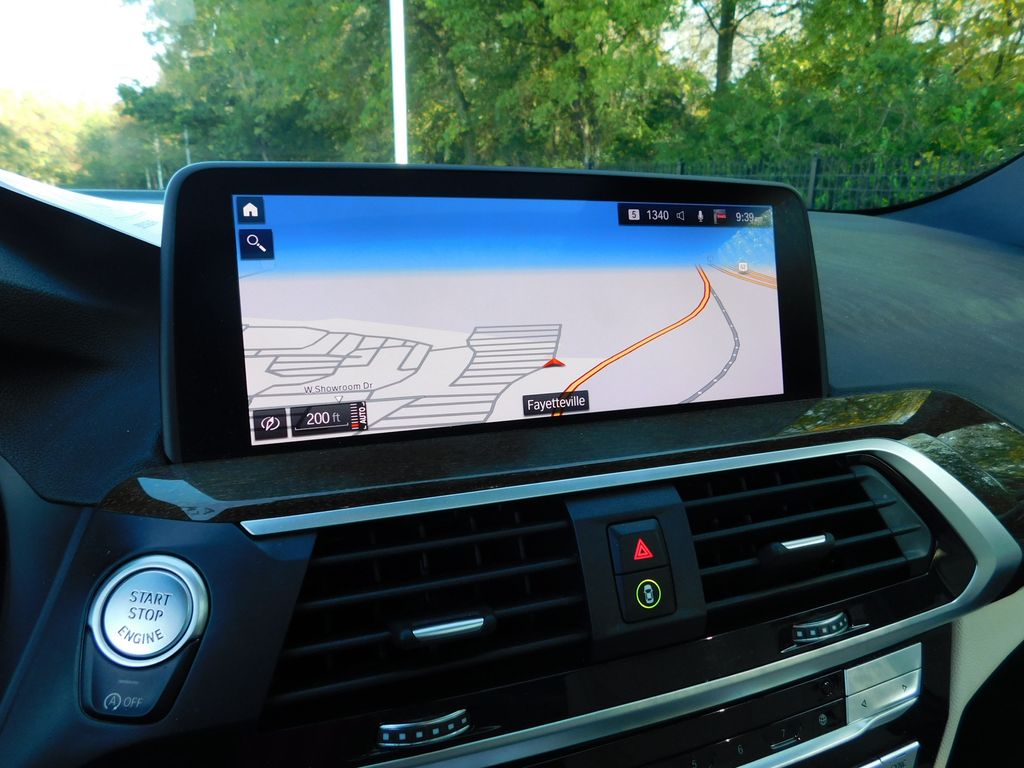 Thumbnail: 2021 BMW X3 - 10