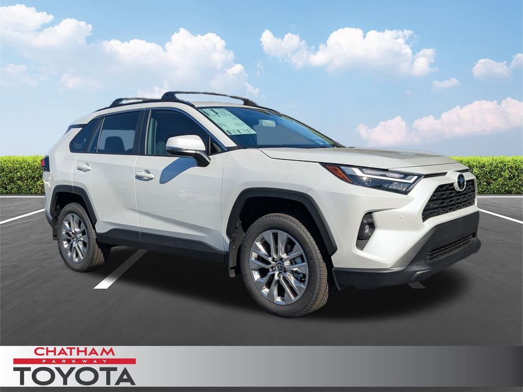 2025 Toyota RAV4 XLE Premium's photo